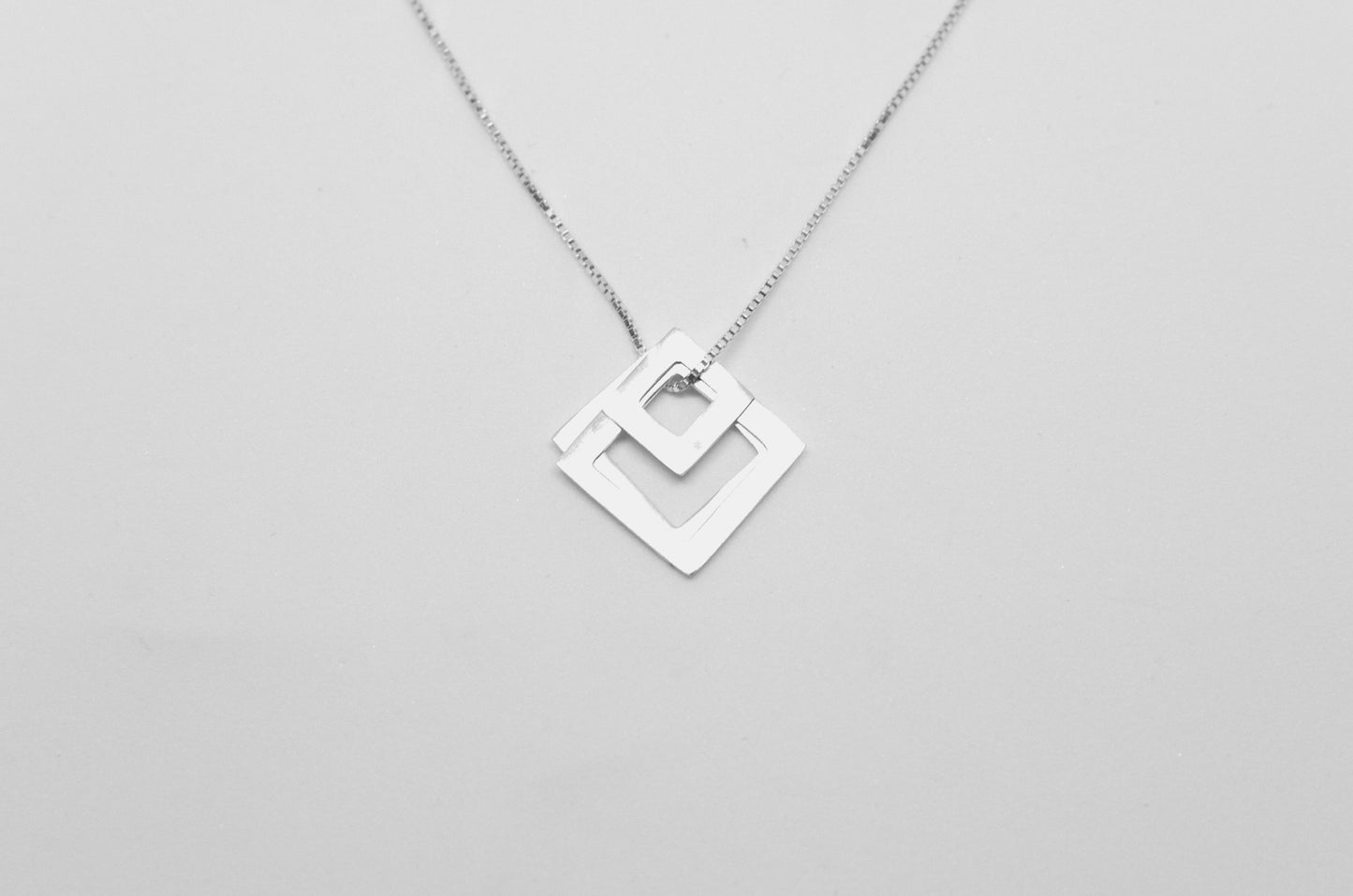 Collar Tog Cube