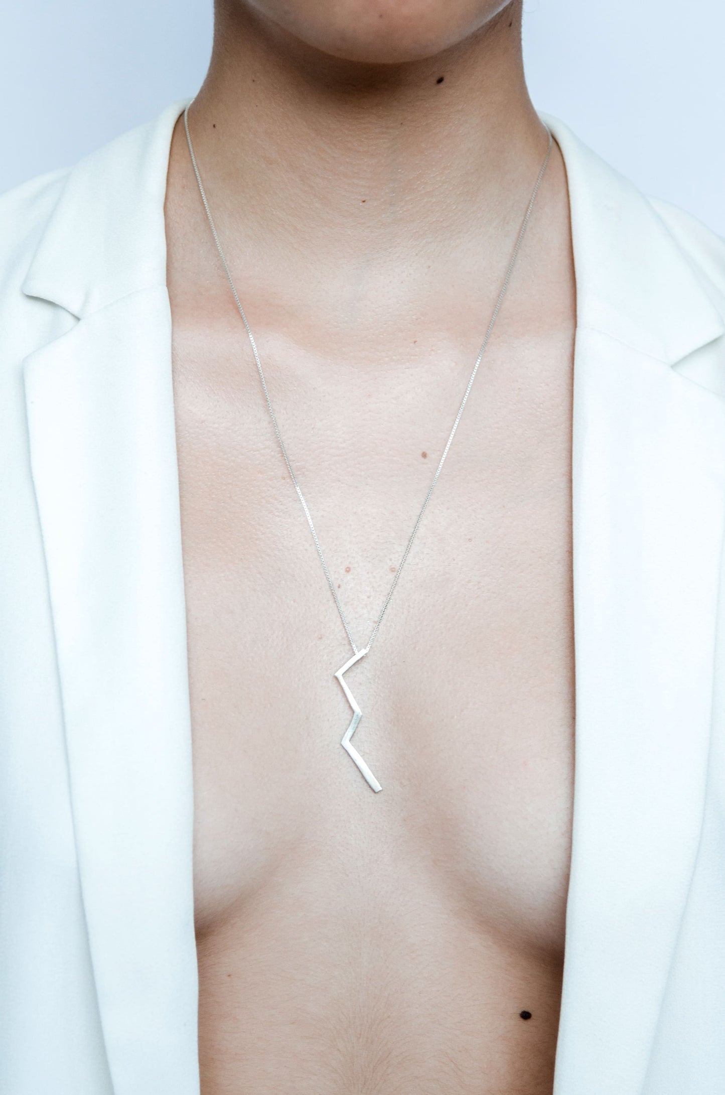 Collar Fly Cassiopeia